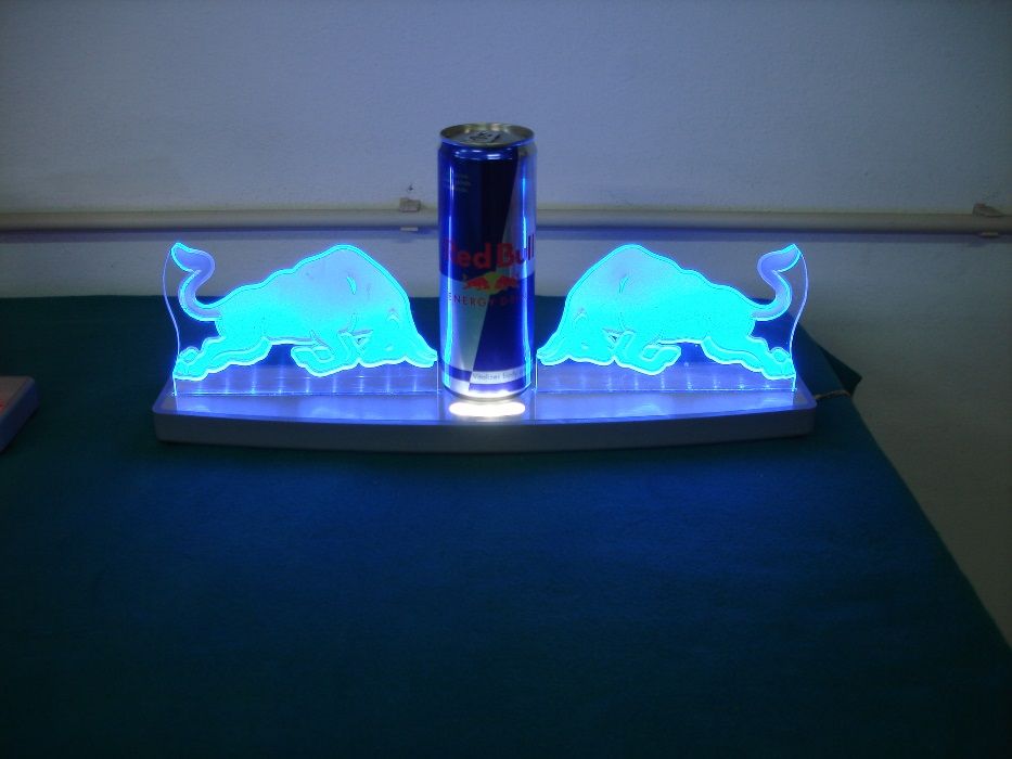 publicitario Luminoso Red Bull