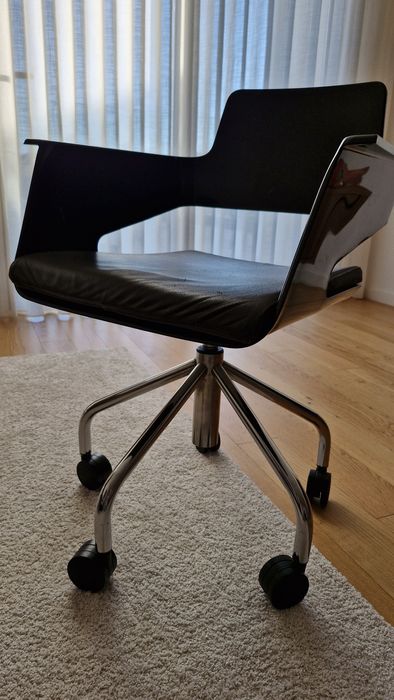 Cadeira de Escritório de Design Premium - castanho chocolate  e Cromad