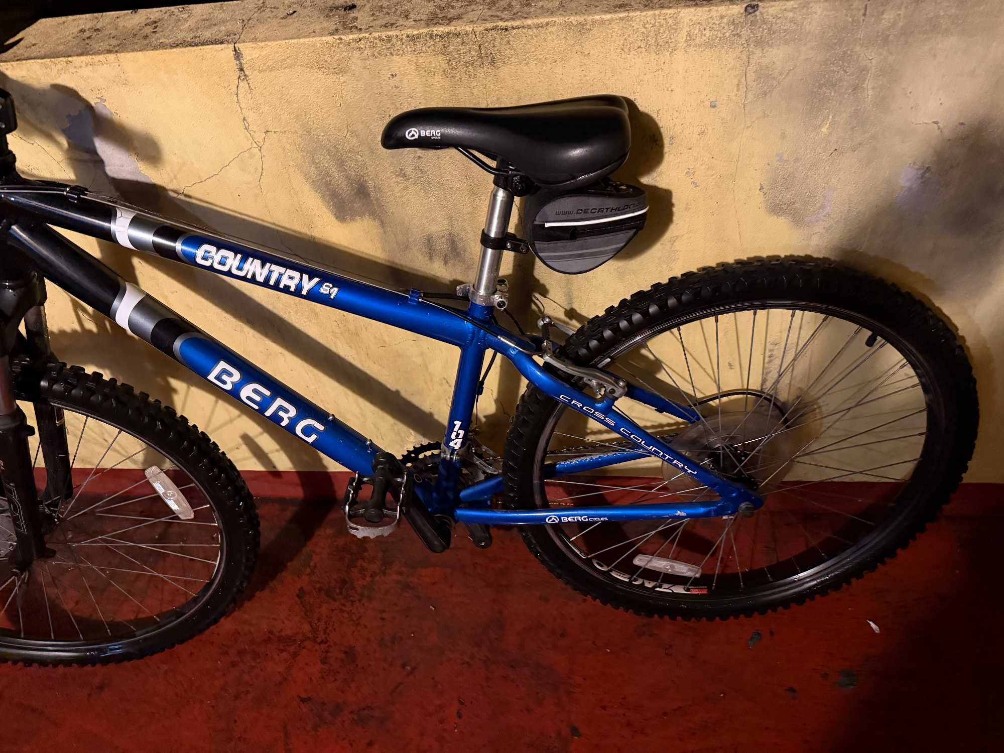 Bicicleta BTT Berg Country S1 26