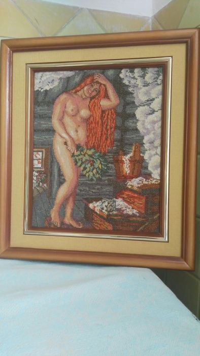 Вышитая картина "  Женщина в бане"