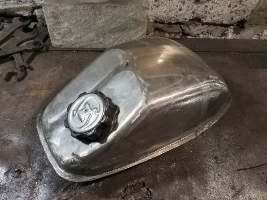 Топливный бак от Риги на мопед Дельта