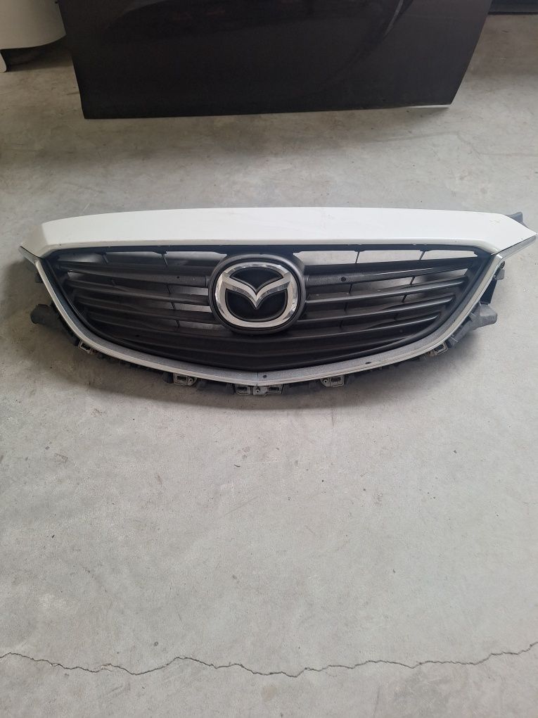 Atrapa grill Mazda 6 gj  2014 r