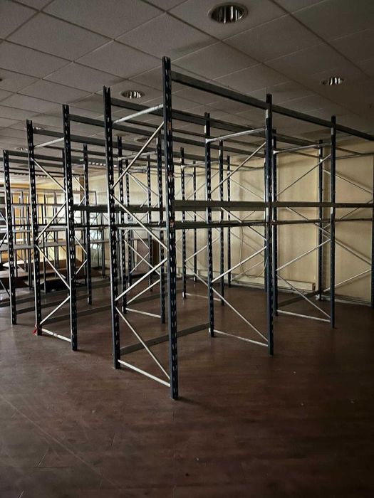 Regały magazynowe i przemyslowe