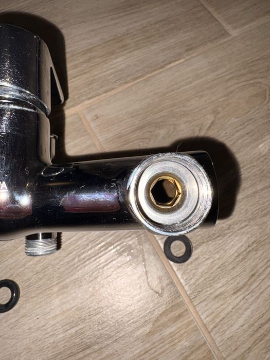 FERRO Bateria wannowa wąż słuchawka używane