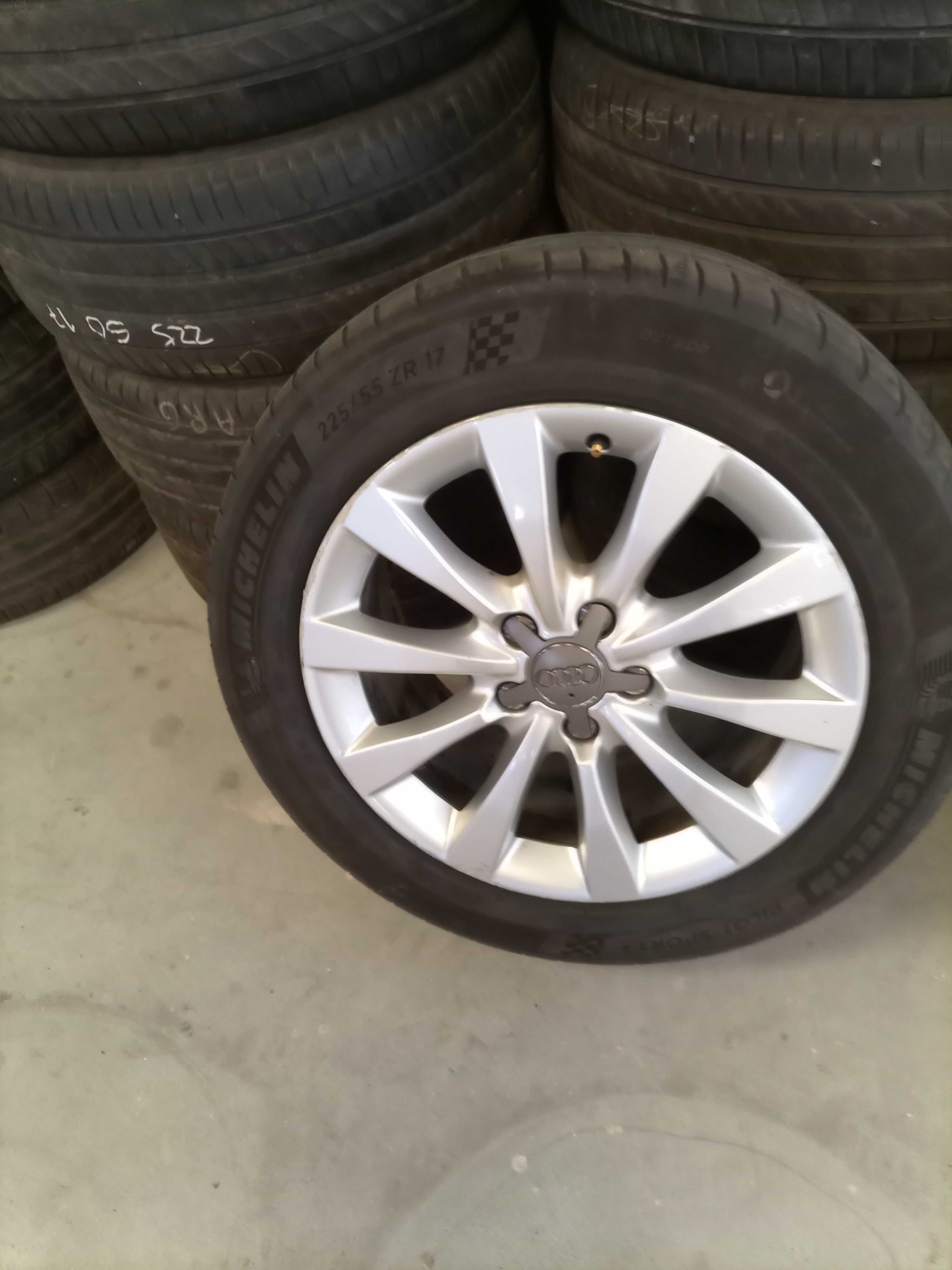 Jantes 17" Audi com Pneus