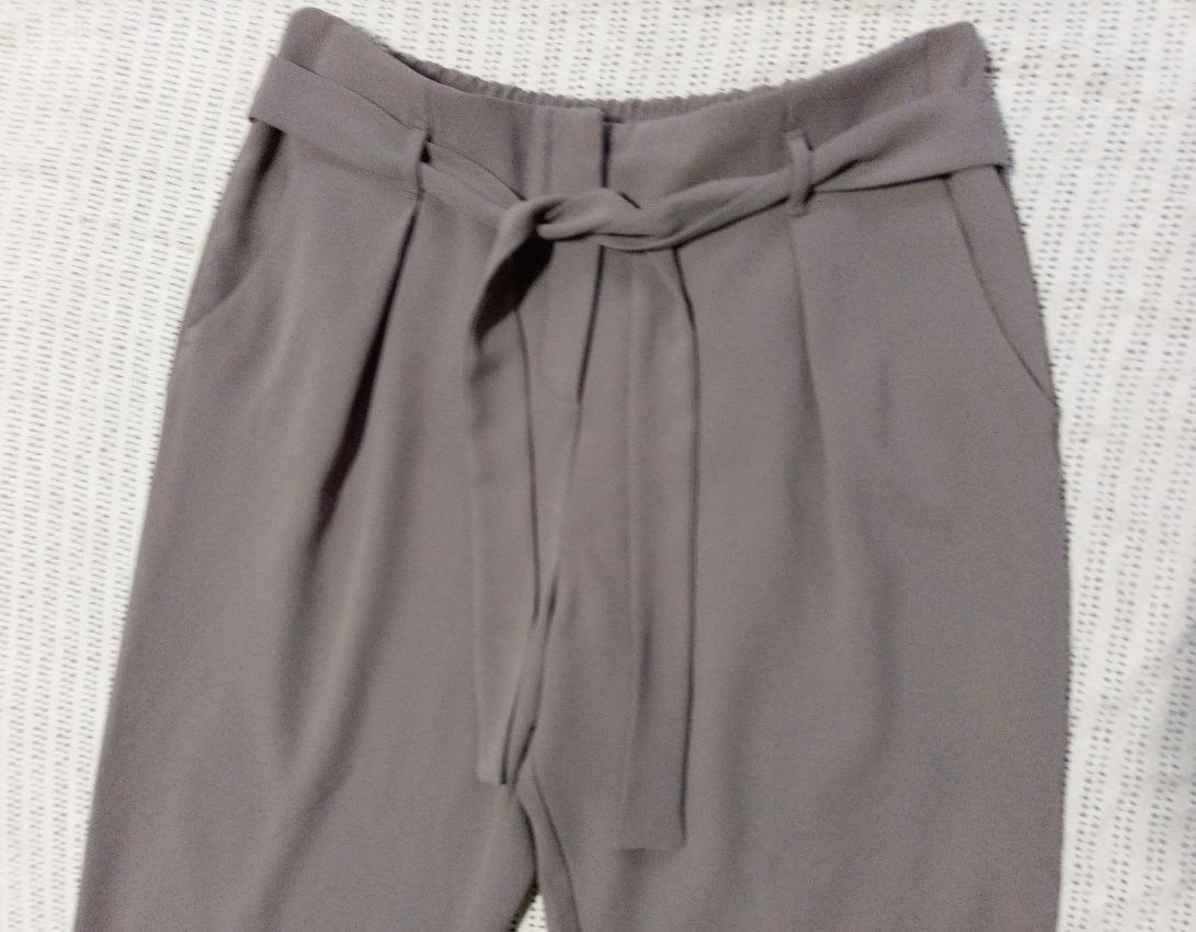 Нарядные женские брюки-50 размер