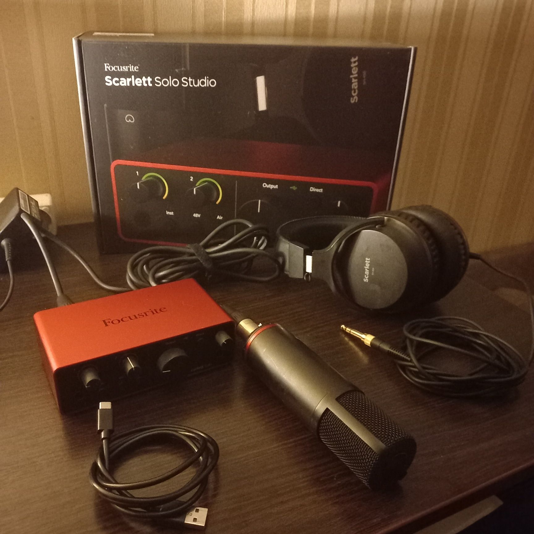 Продам набор і звукову карту Focusrite