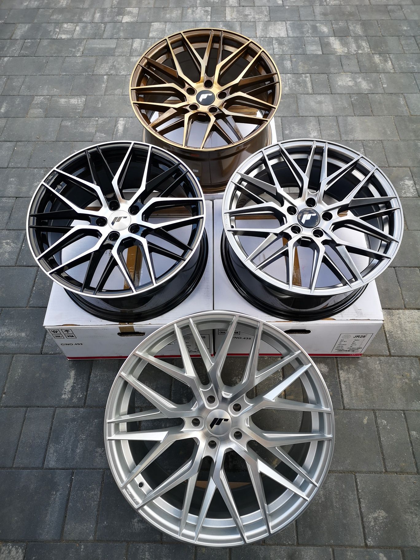 Felgi Japan Racing JR28 18" 19" 18x8,5" 18x9,5" 5x120 BMW 5 E60 xDrive