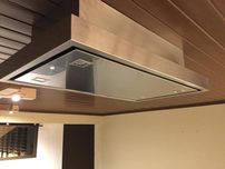 Exaustor marca Elica em inox com muito pouco uso, está como novo