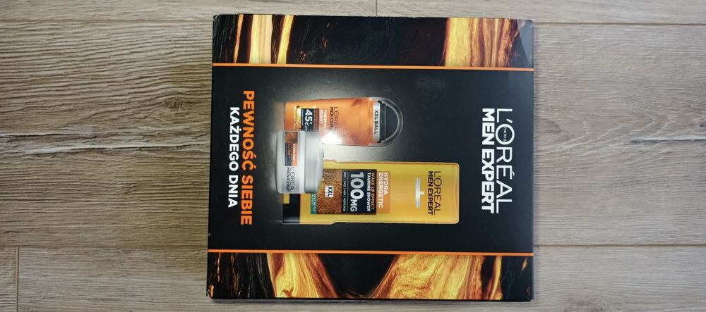 Nowy zestaw kosmetyków dla mężczyzn Loreal Men Expert