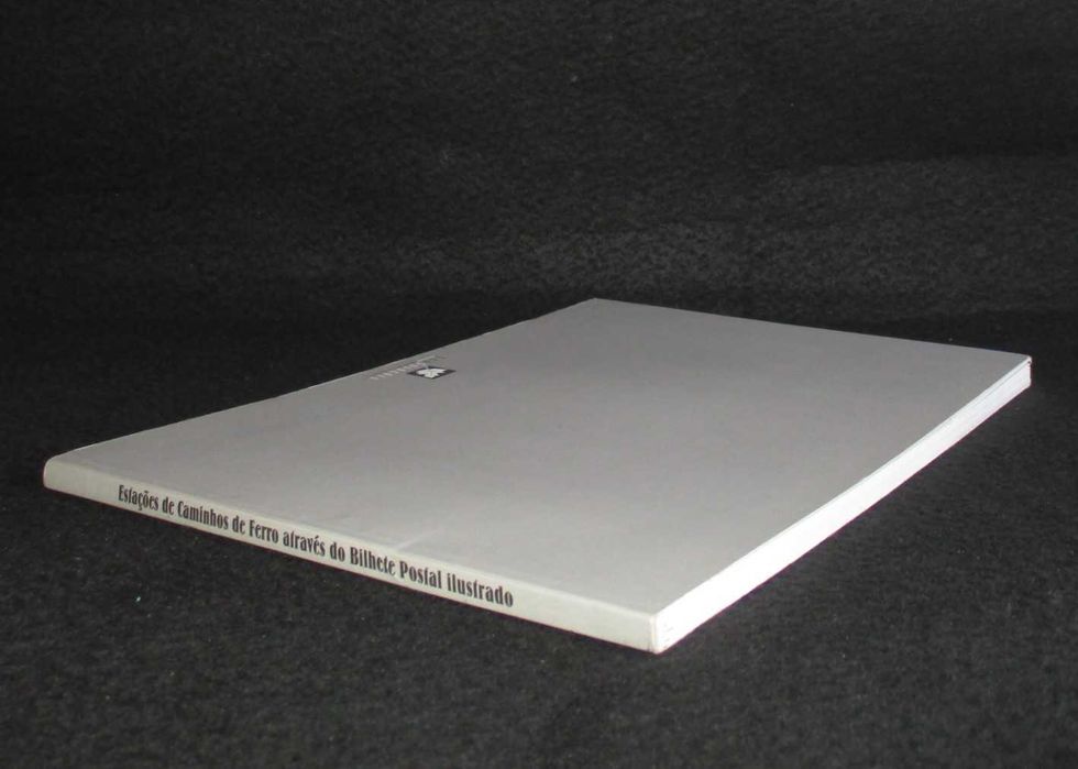 Livro Estações de Caminhos de Ferro Através do Bilhete Postal