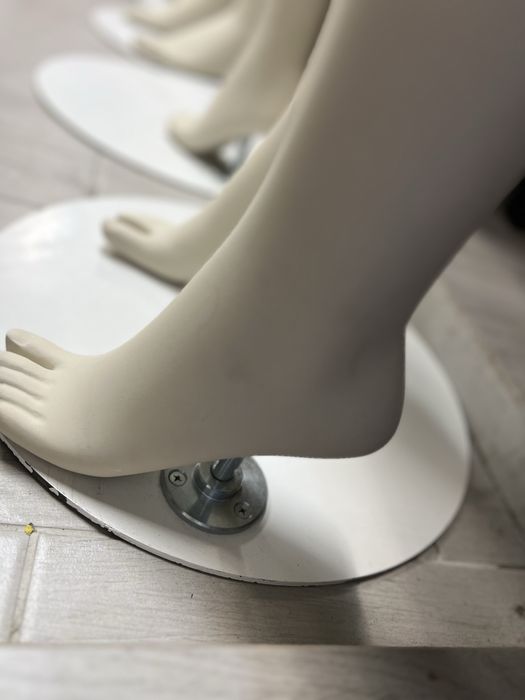 Manekiny wystawowe sklepowe