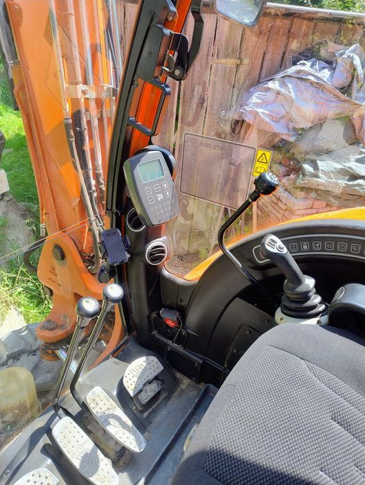 Sprzedam JCB 8085 ZTS