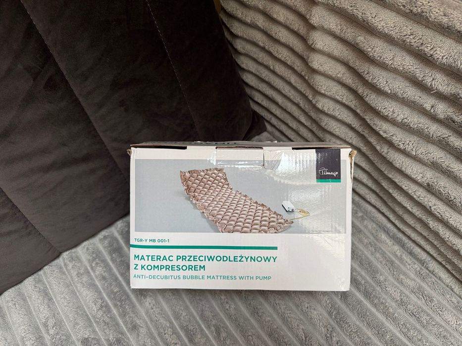Materac przeciwodleżynowy. Nowy