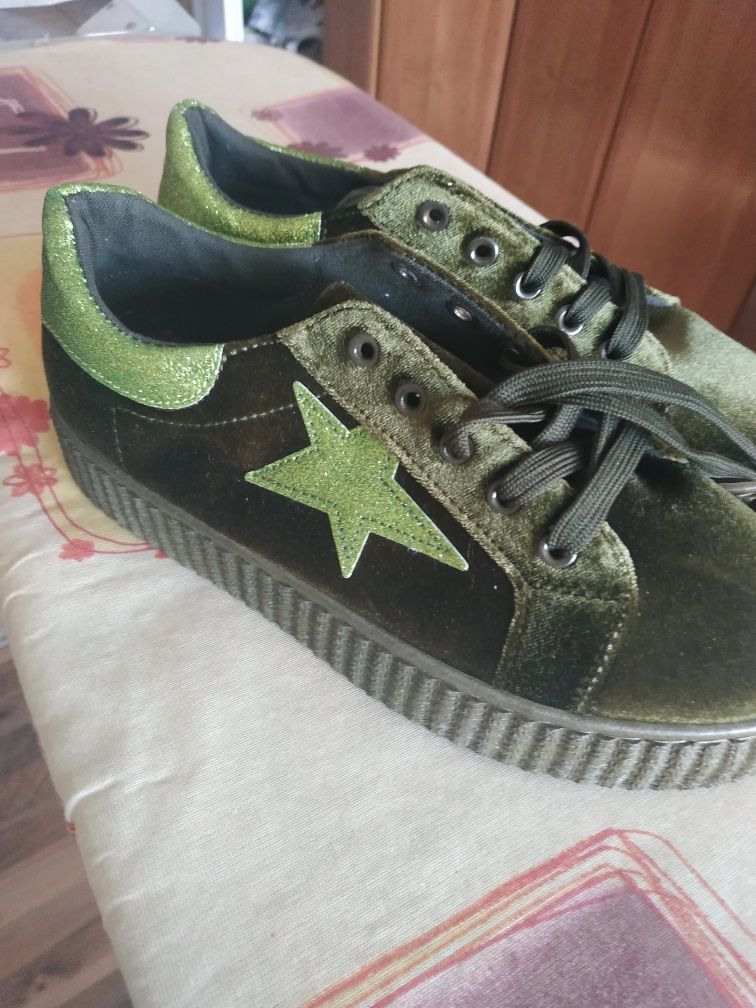 Buty sportowe 40