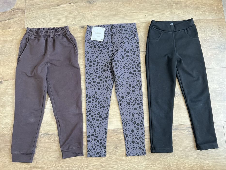 Штани на дівчинку 116-122