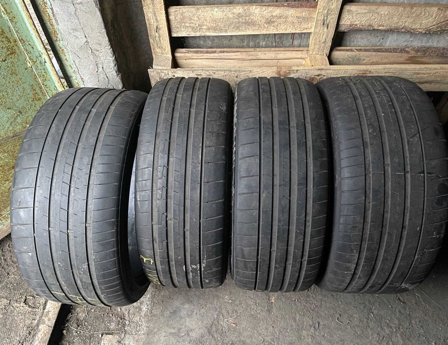 Комплект літньої гуми Hankook Ventus  S1 Evo Z 245/40/R20 275/35/R20