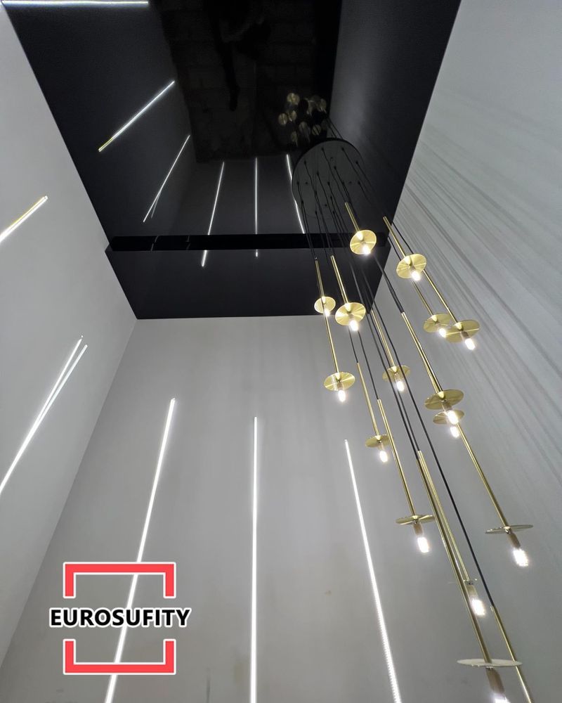 Sufity napinane, Sufit napinany, Linie świetlne Led. Producent
