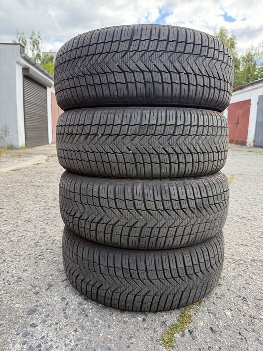 Sunny NC501 All Season Versat 205/50/17 jak nowe !!