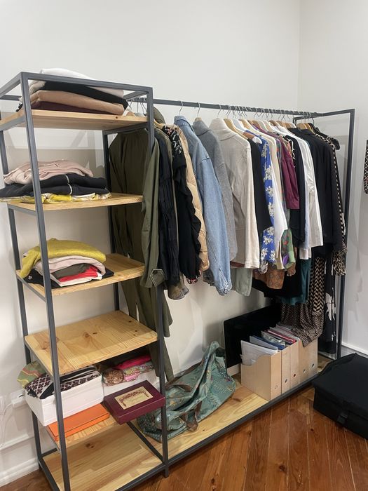 Charriot 200x180 estrutura madeira maciça e ferro lacado a preto