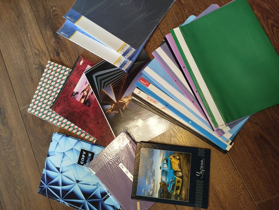 Зошити, записник, блокнот