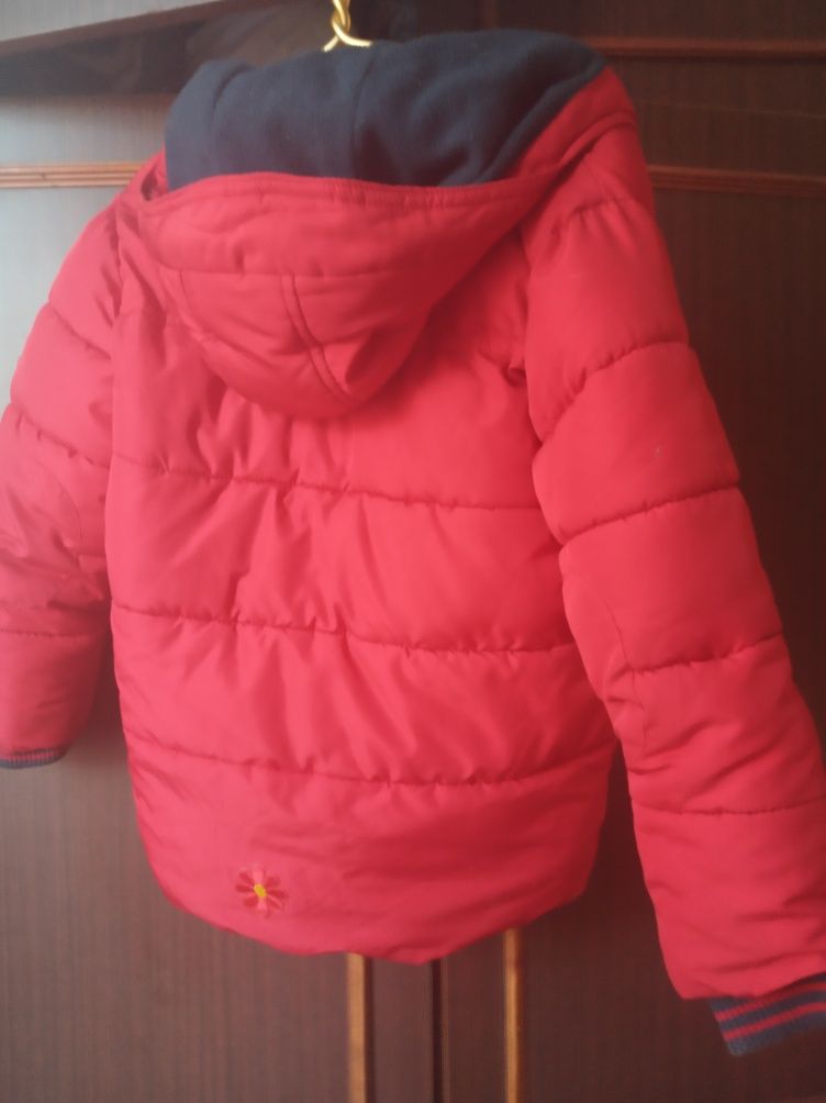 Курточка зимняя и комбинезон для девочки