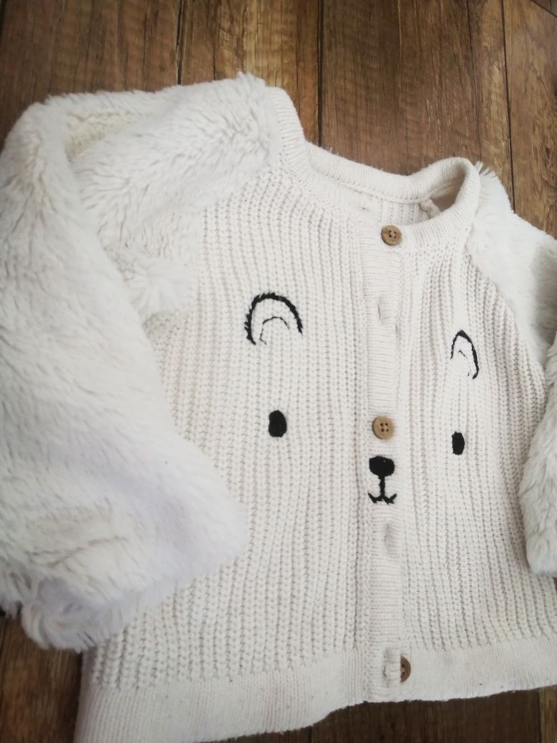 Sweter niemowlęcy  miś 6-9 miesięcy