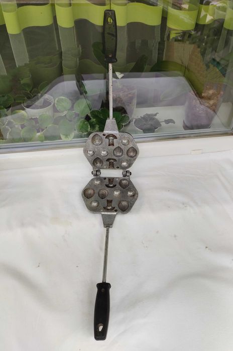 Горішниця радянська орешница форма для випічки горішків під начинку