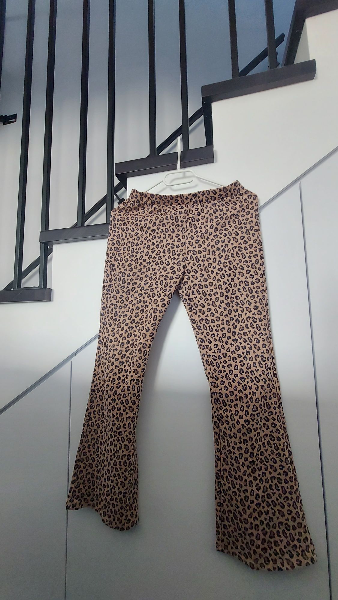 Spodnie  Sinsay 152