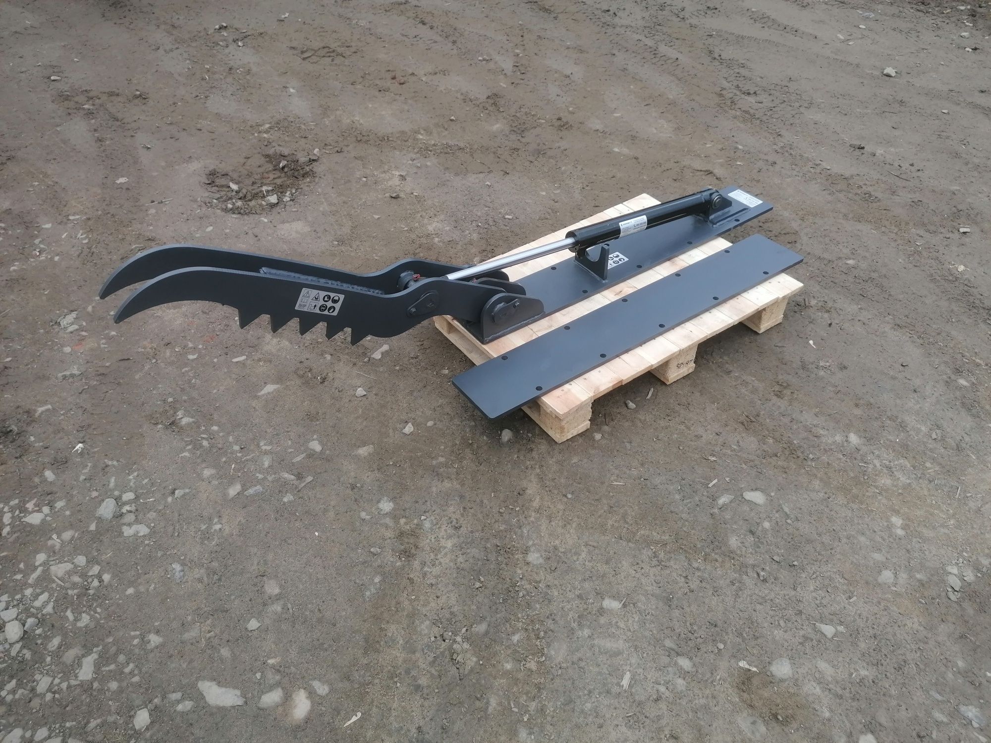 Palec minikoparki