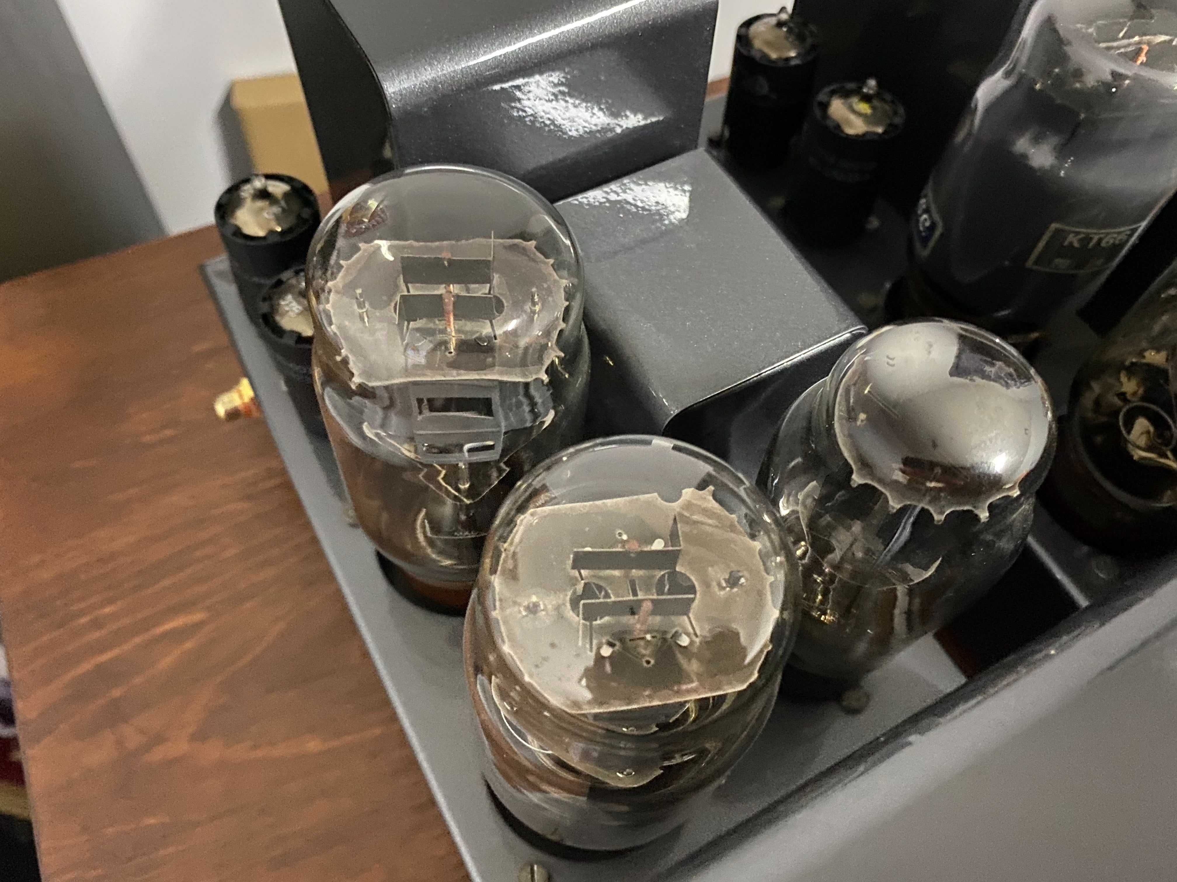 Quad II - ламповые моноблоки усилитель мощности $2500