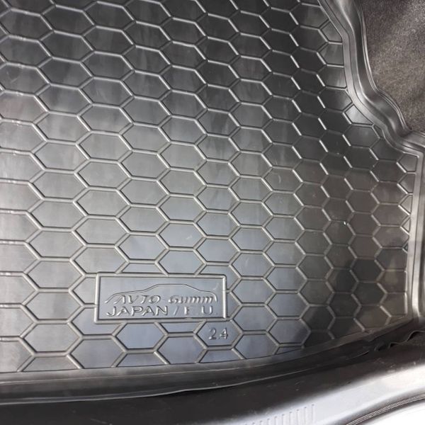 Коврик в багажник Toyota Camry V40 (06-); V50 (11-); Comfort; Premium