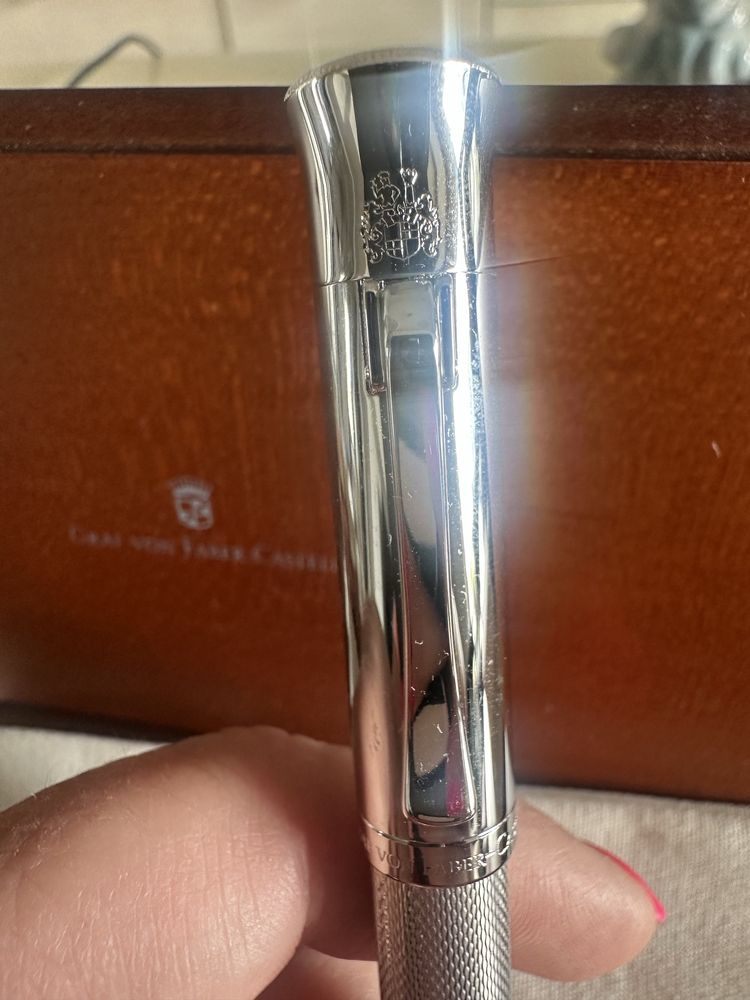 Pióro wieczne marki Graf von Faber-Castell razem z opakowaniami - nowe