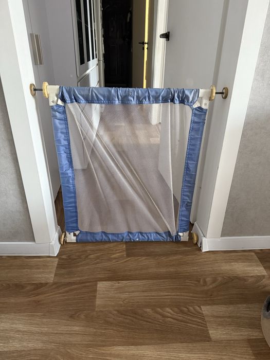 Бар’єр, захисні ворота, огорожа від дітей, тварин