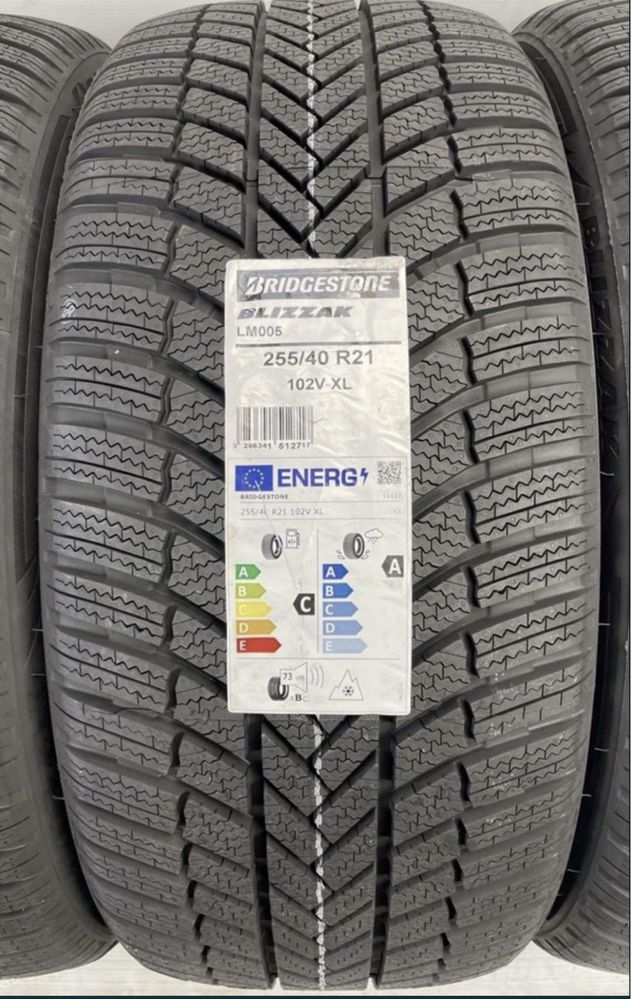 255/40R21 Bridgestone Blizzak LM005 102V XL