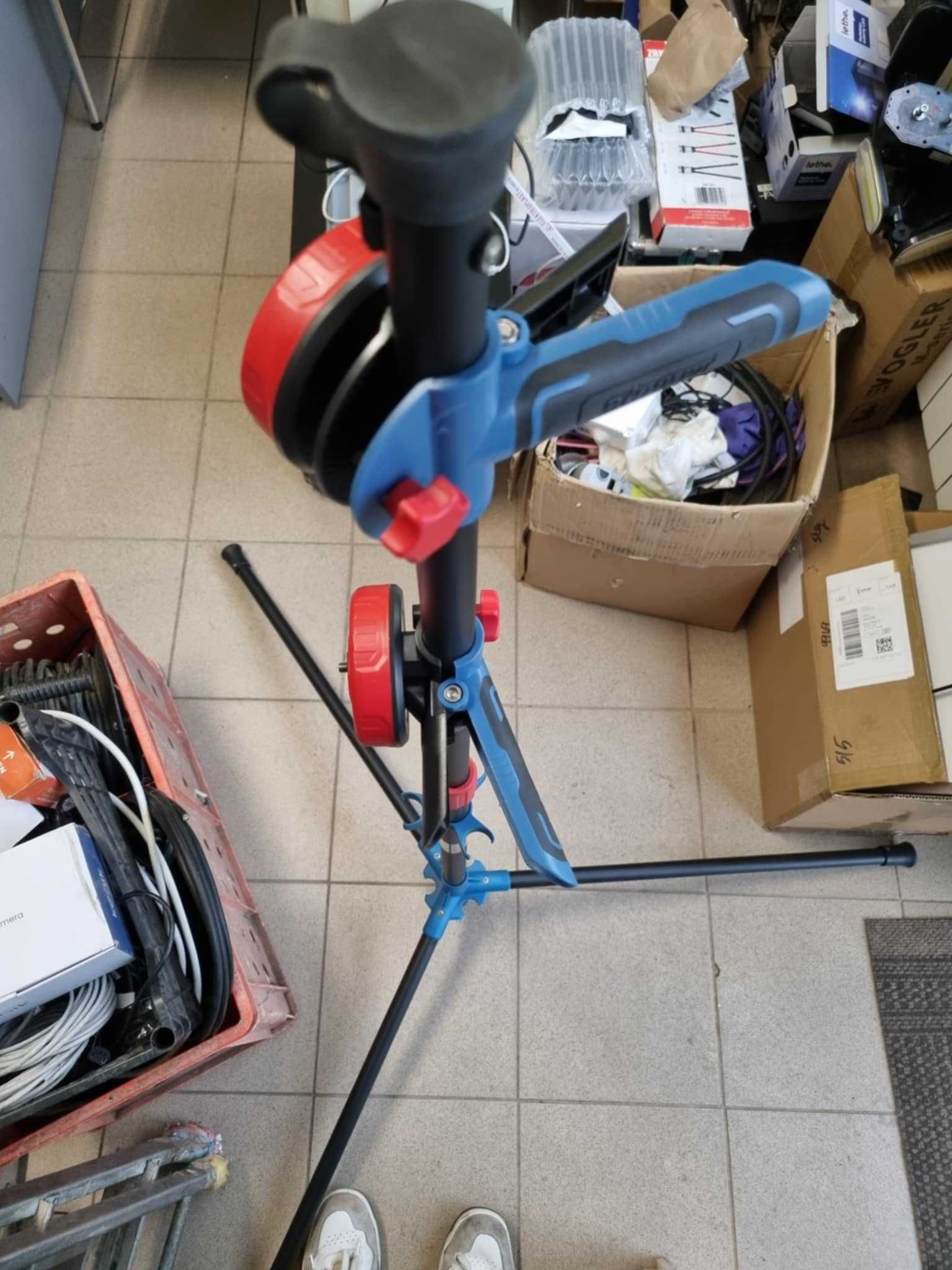 Stojak Erbauer Stojak trójnożny z dwoma klipsami