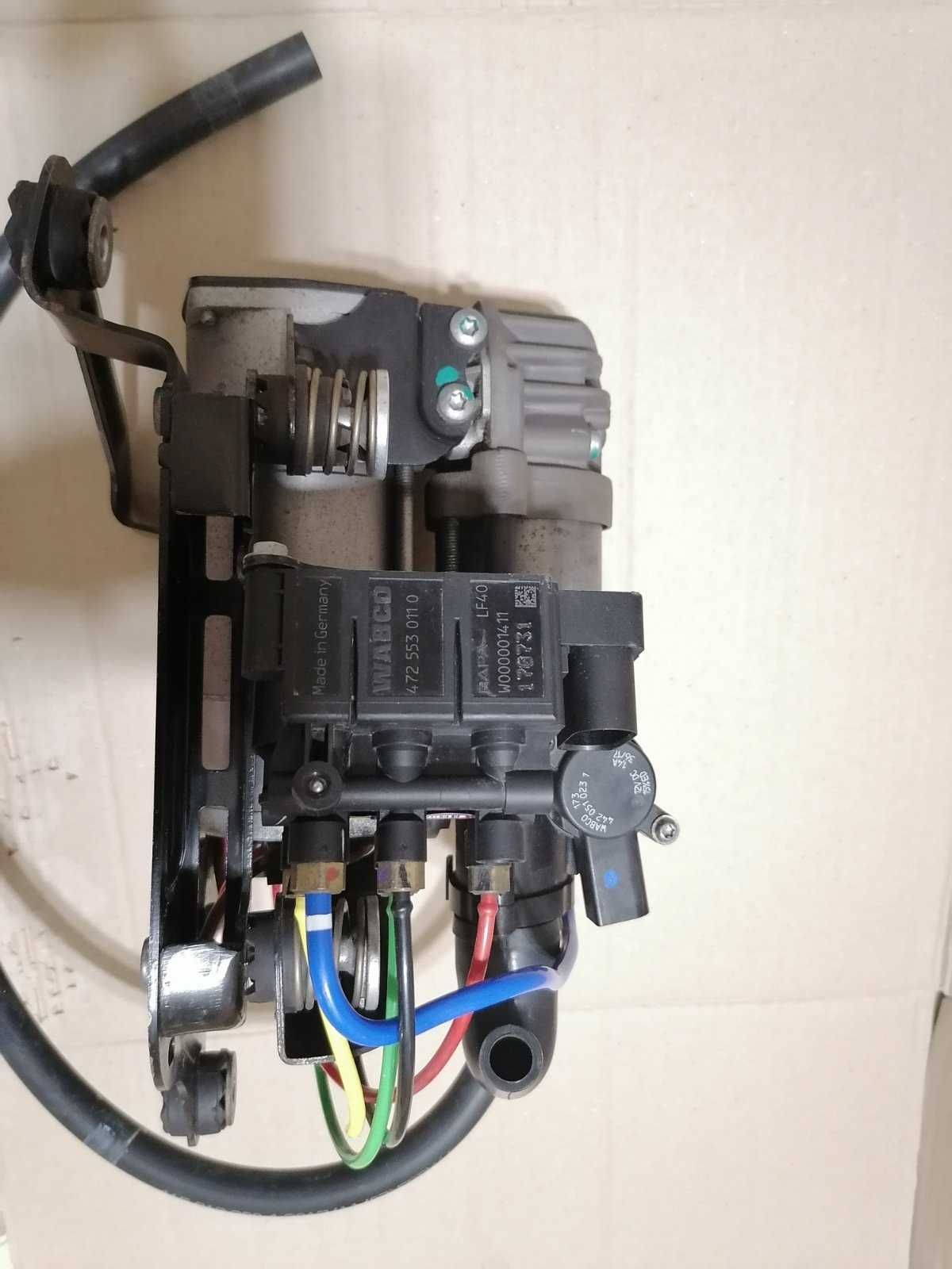 Bmw 7 g11 g12 компресор підвіски 6861882