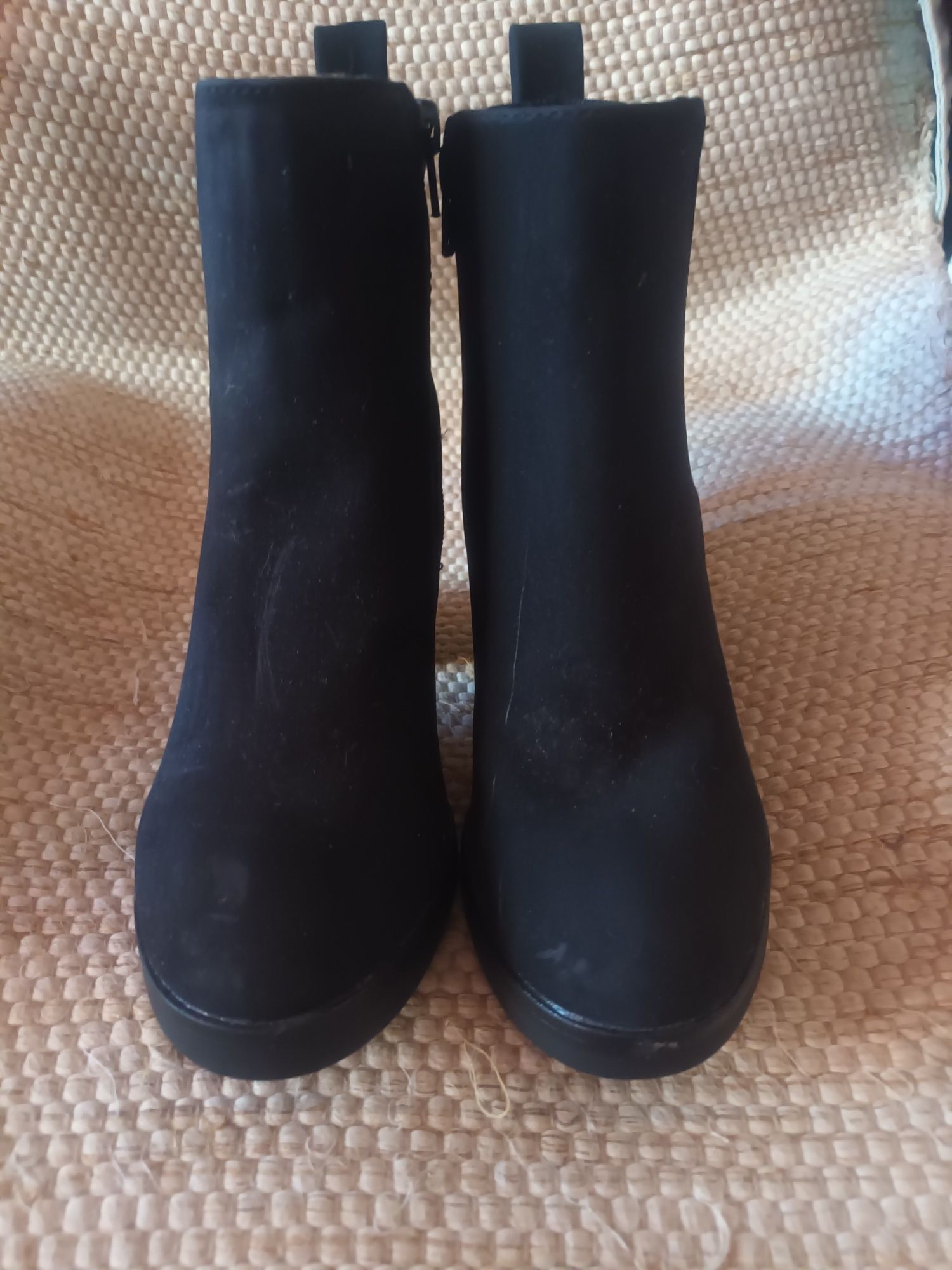Botas pretas camurça com tacão seaside