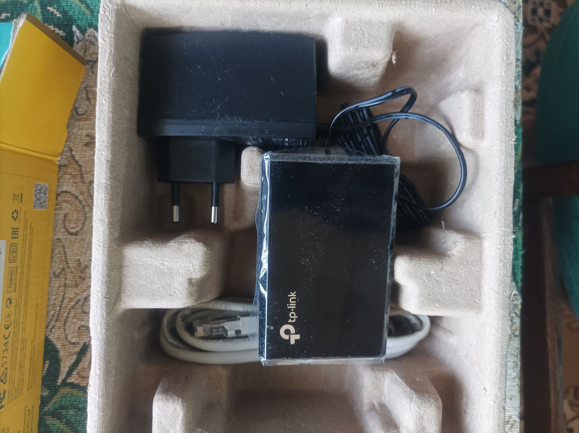 PoE адаптер TP-LINK TL-PoE150S