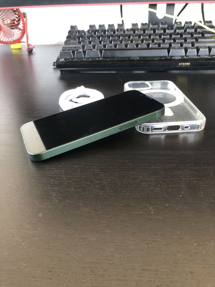 iPhone 13 Mini (128GB) Desbloqueado- Excelente condição c/90%