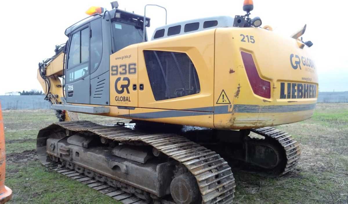 LIEBHERR R936 - Koparka gąsienicowa