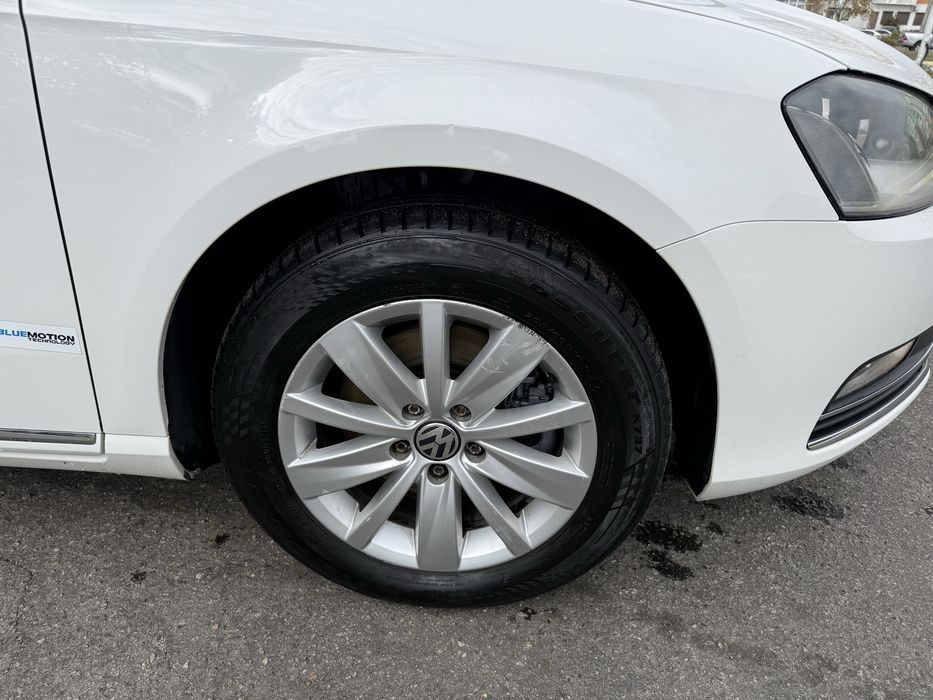 Passat B7 Не фарбований