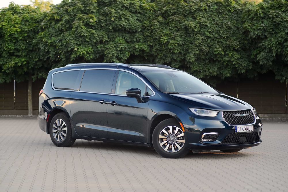 Chrysler Pacifica 3.6 V6 Hybrid Plug-in RADARkamery360°możliwośćVAT23%