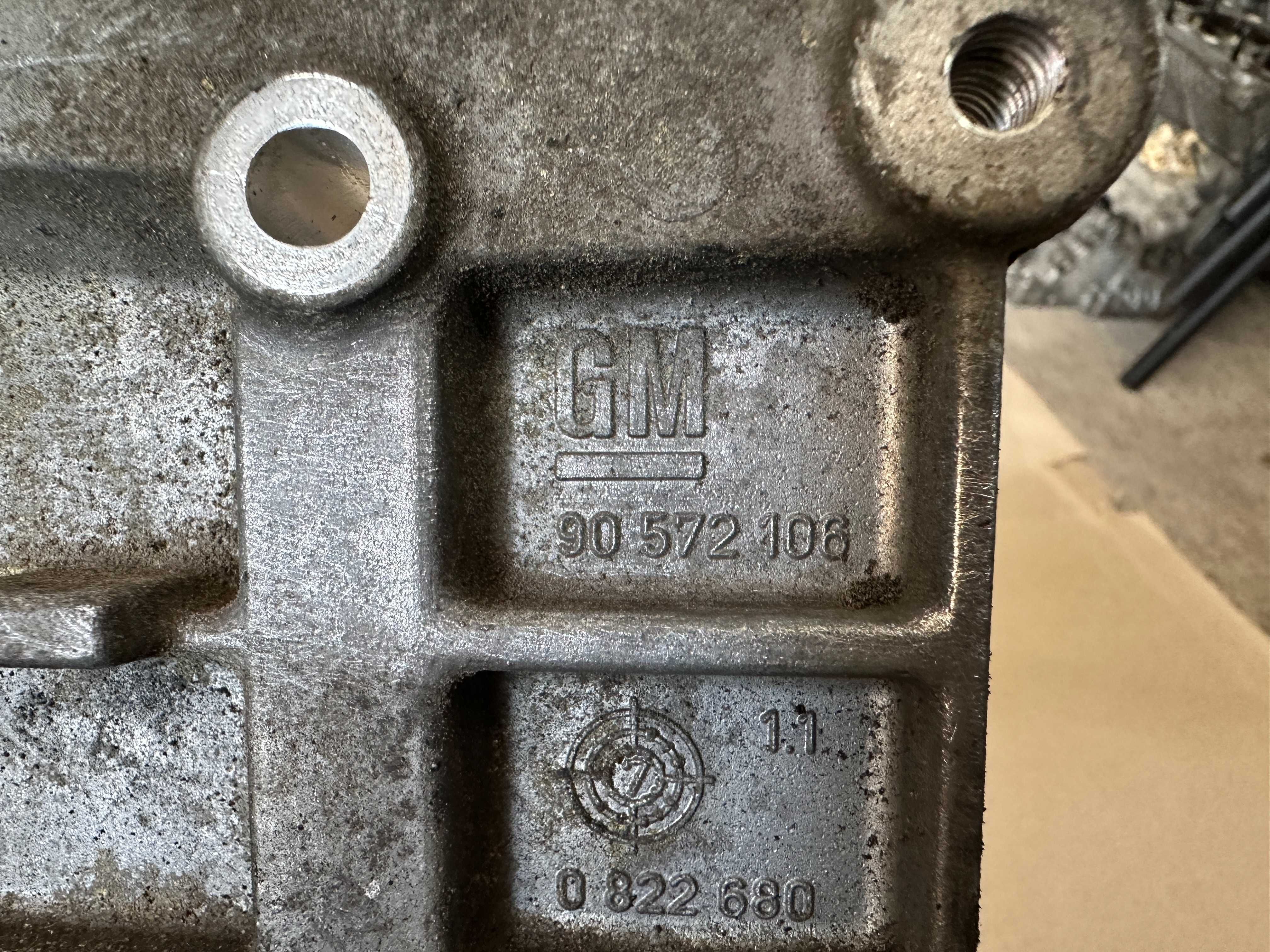 Кронштейн тнвд Opel Zafira A Astra G Vectra B 1.7 DTI 90572106