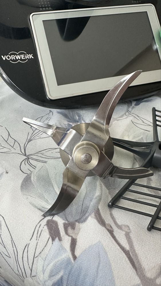 Czarny Thermomix TM6 – stan IDEALNY!
