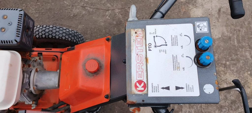 Zamiatarka uliczna hydrauliczna marki karsten 21 rok