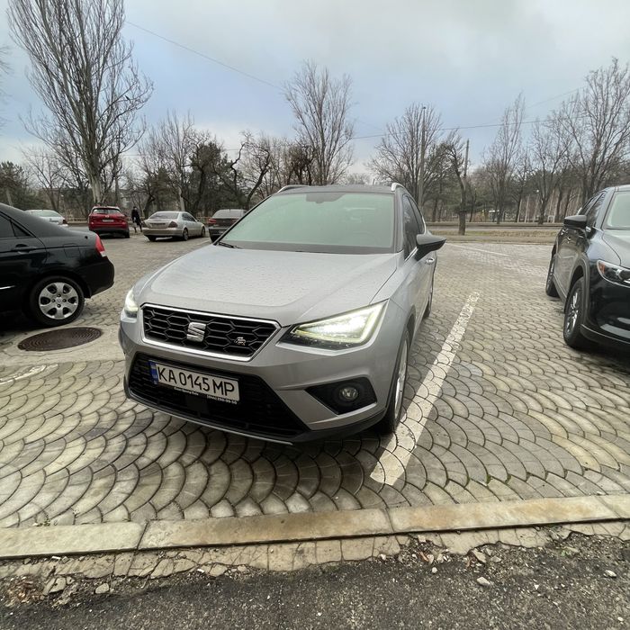 Сеат Арона Seat Arona