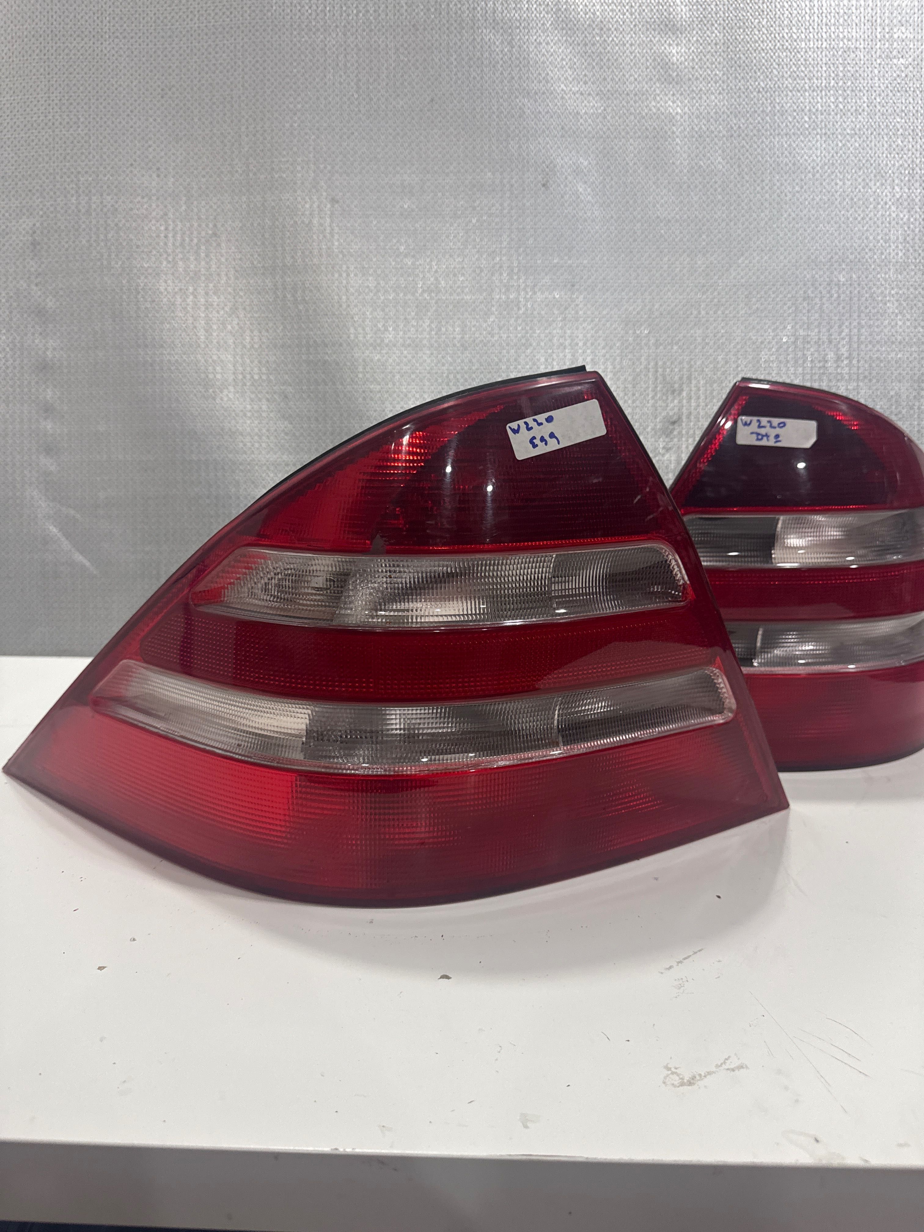Farolins Mercedes W220