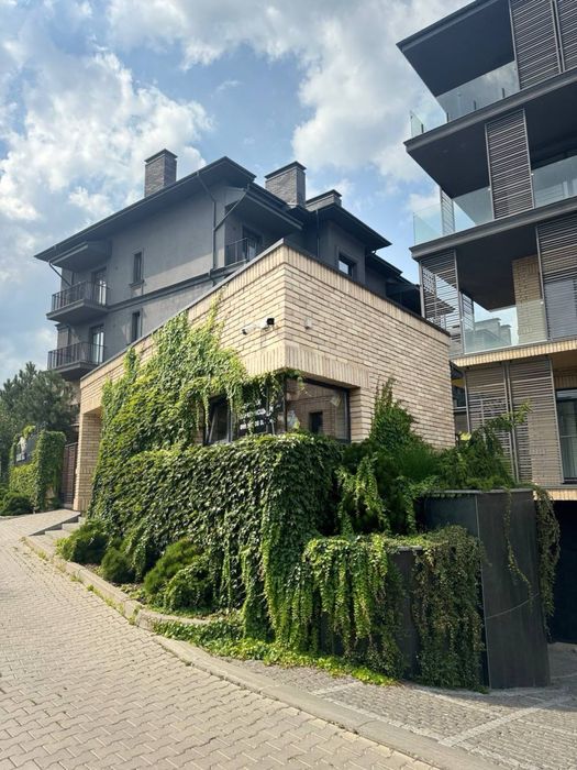 Продаж! Екслюзивна квартира в ЖК “Garden Hall”