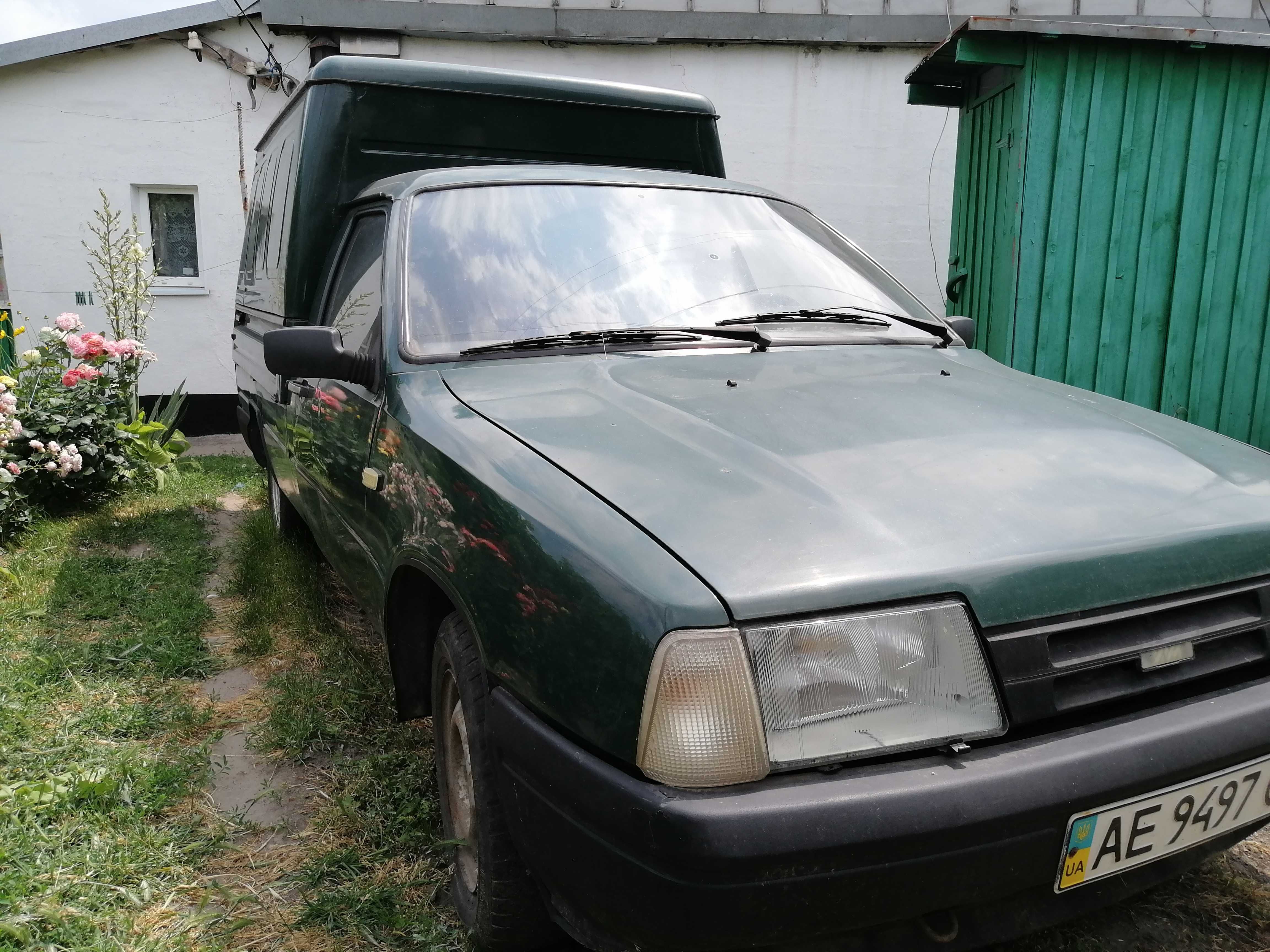 Авто ІЖ Ода Иж Ода 2717
